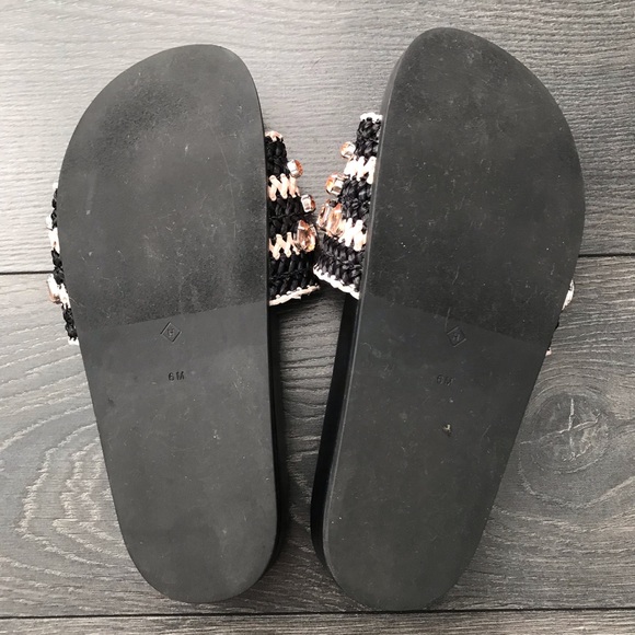 Halogen | Raffia and Bling Slides - Picture 7 of 12